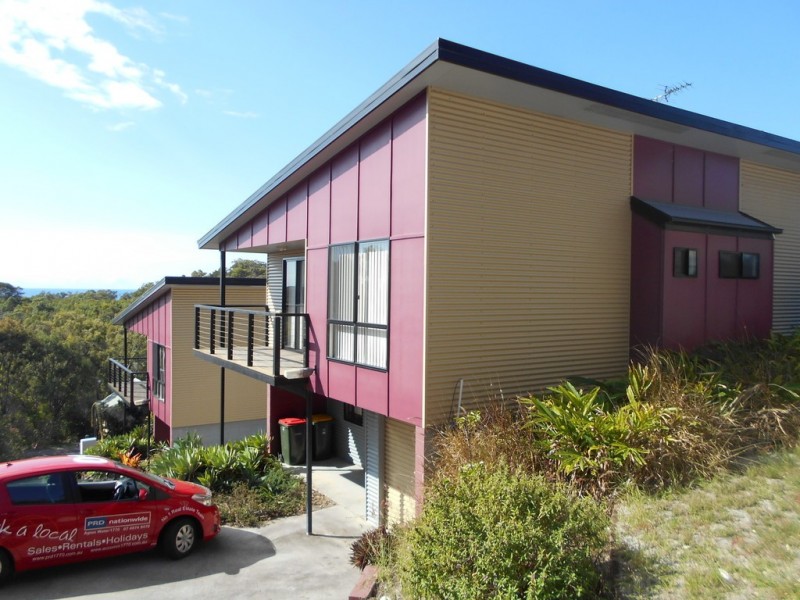 2/27 Sunlover Avenue, Agnes Water QLD 4677