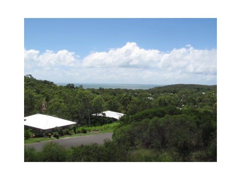 2/27 Sunlover Avenue, Agnes Water QLD 4677