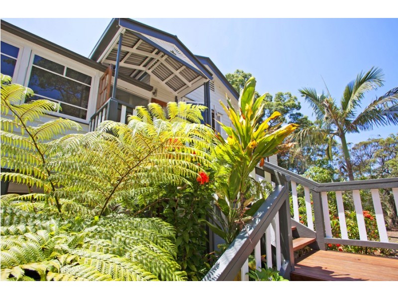 16 Bills Road, Agnes Water QLD 4677