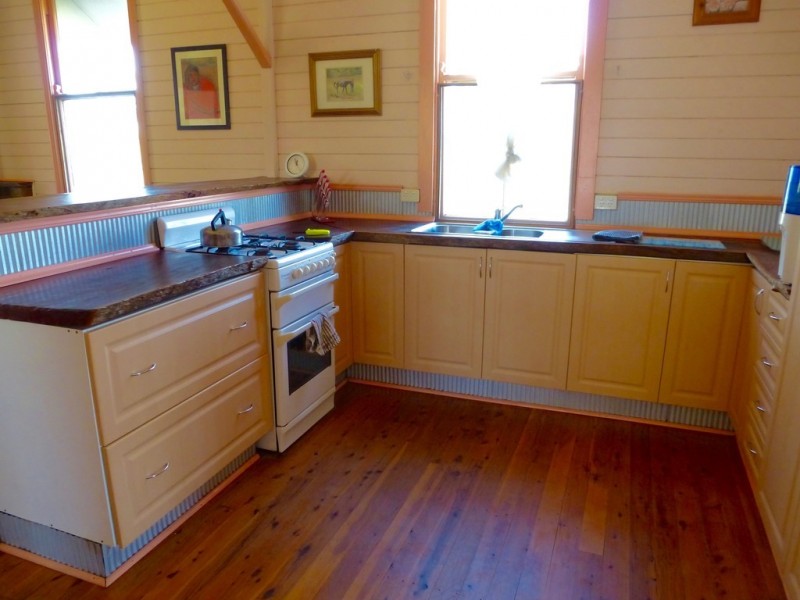 1283 John Clifford Way, Lowmead QLD 4676