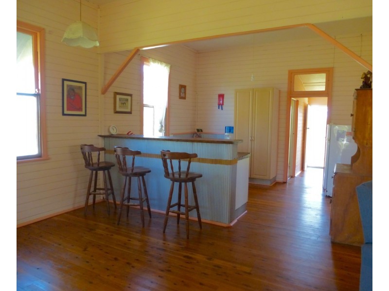 1283 John Clifford Way, Lowmead QLD 4676