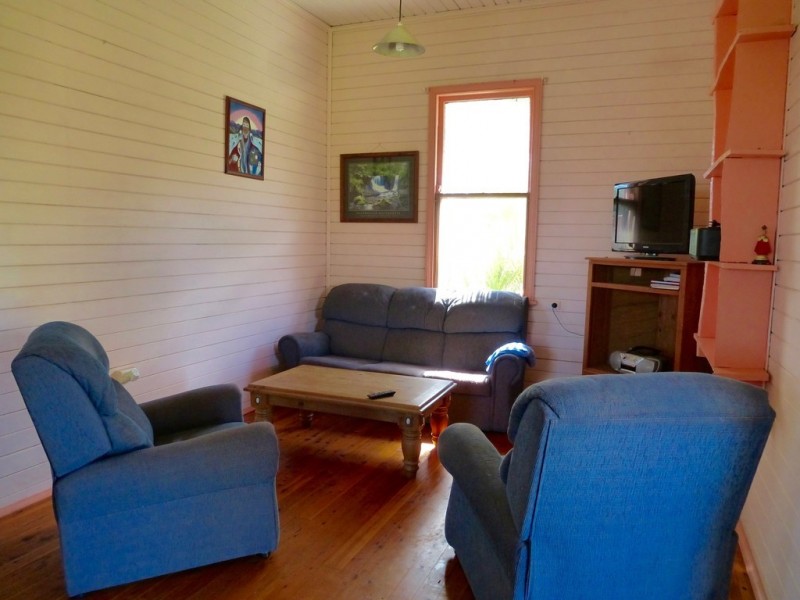 1283 John Clifford Way, Lowmead QLD 4676
