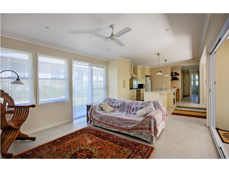2 Joseph Banks, Agnes Water QLD 4677