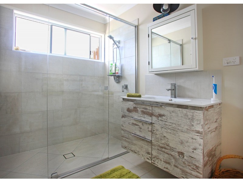 2 Joseph Banks, Agnes Water QLD 4677