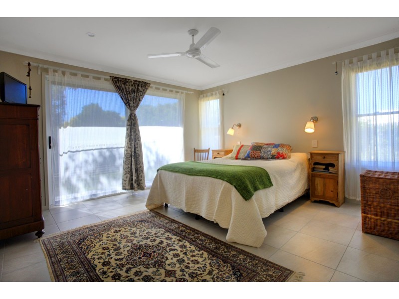 2 Joseph Banks, Agnes Water QLD 4677