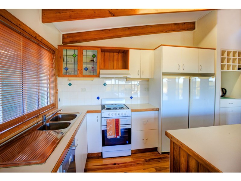 41 Seaspray Drive, Agnes Water QLD 4677