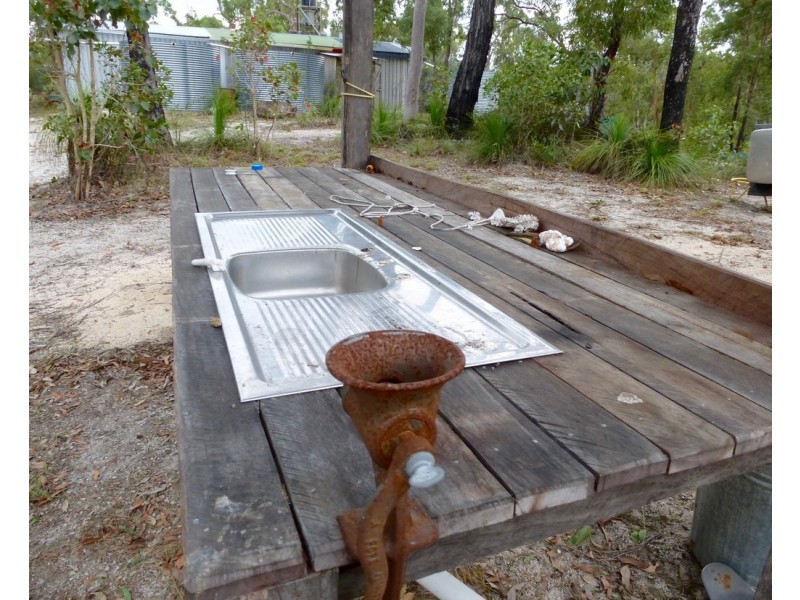 1815 Tableland Road, Mount Maria QLD 4674