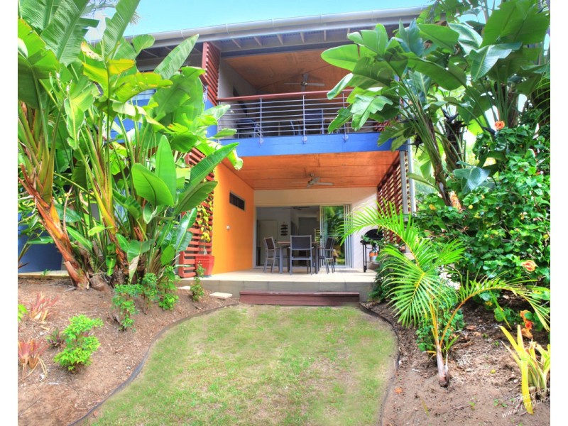 19/4 Ocean Beach Drive, Agnes Water QLD 4677