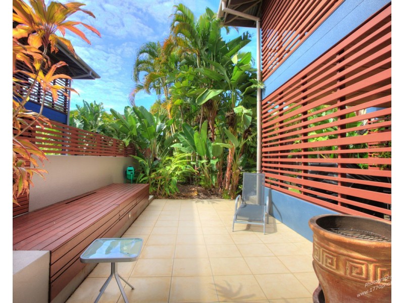 19/4 Ocean Beach Drive, Agnes Water QLD 4677