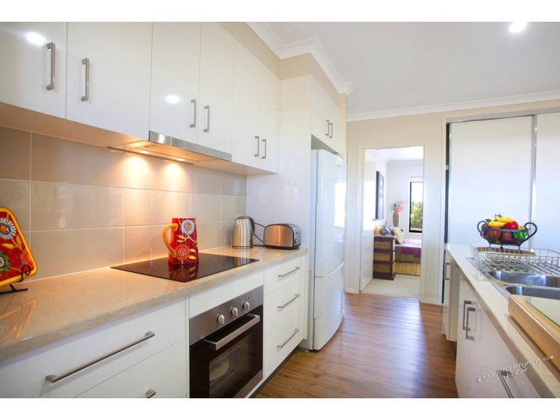 10 North Break Drive, Agnes Water QLD 4677
