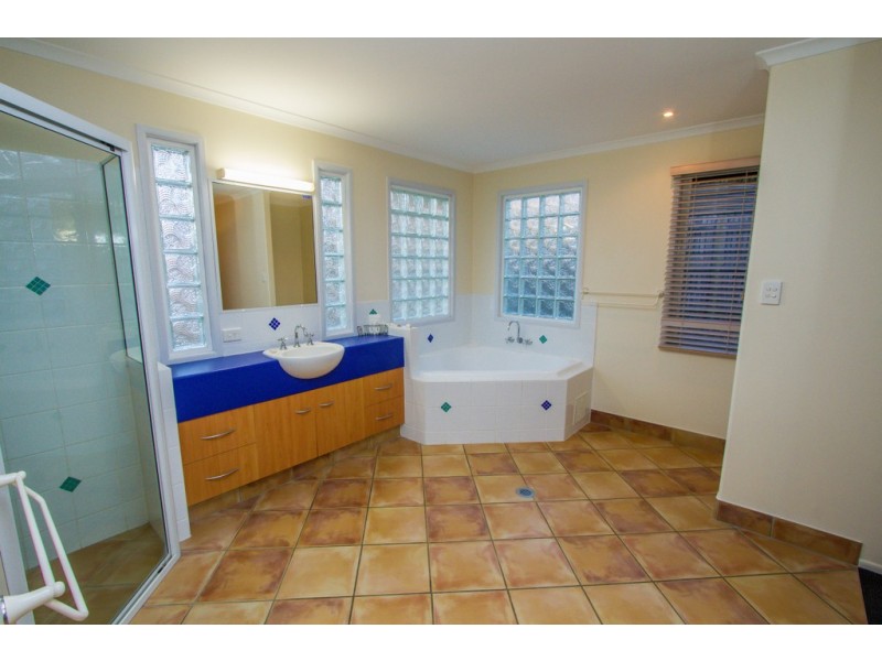 6 Coral Avenue, Agnes Water QLD 4677