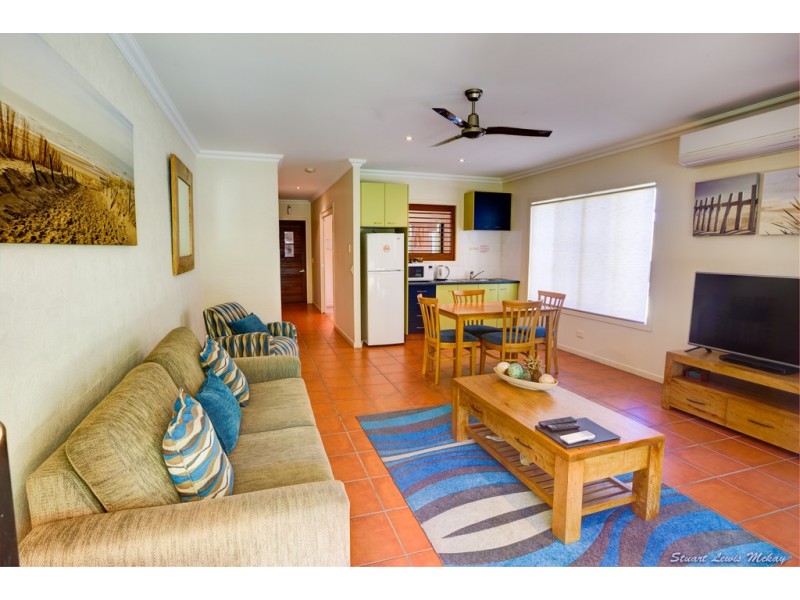 16/2 Beaches Village Circuit, Agnes Water QLD 4677