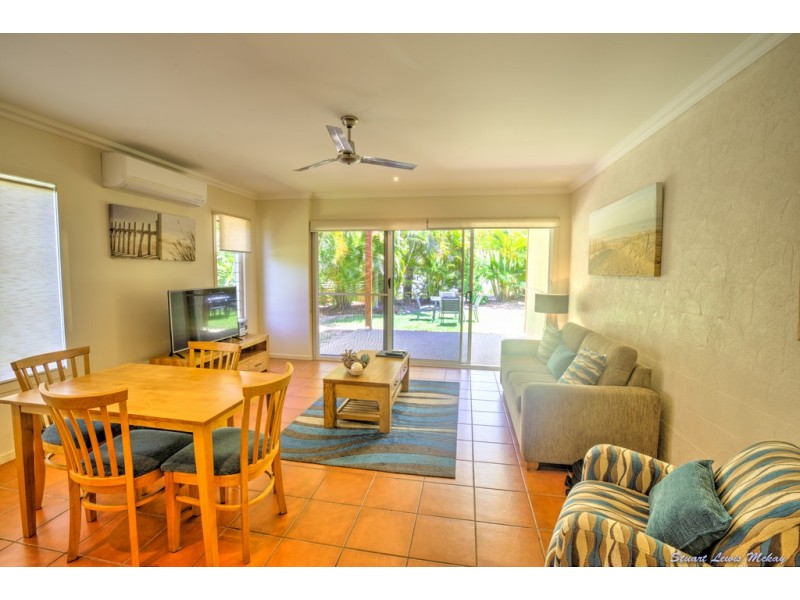 16/2 Beaches Village Circuit, Agnes Water QLD 4677