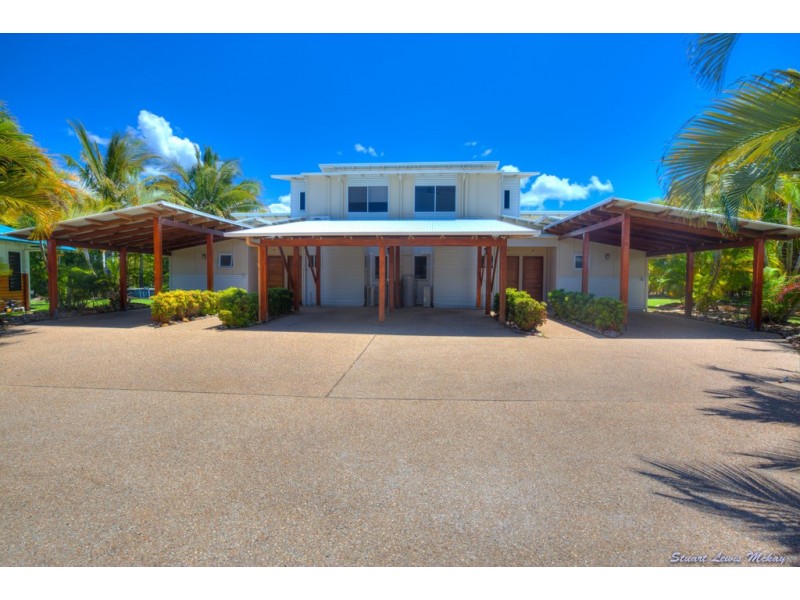 16/2 Beaches Village Circuit, Agnes Water QLD 4677