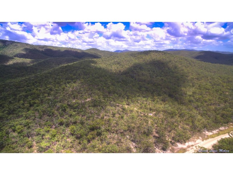 216 Davies Road, Captain Creek QLD 4677