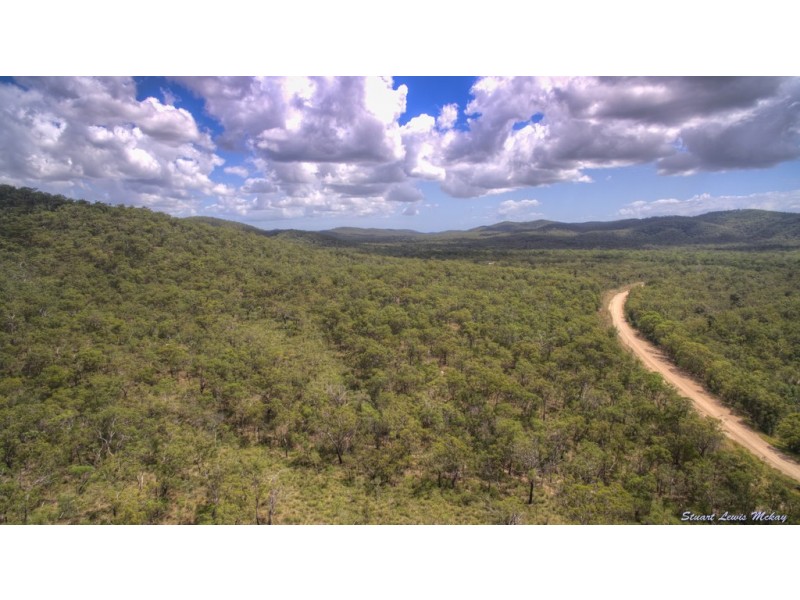 216 Davies Road, Captain Creek QLD 4677