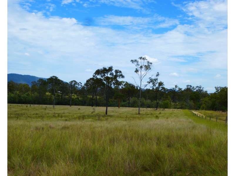 1272 Fingerboard Road, Mount Tom QLD 4677