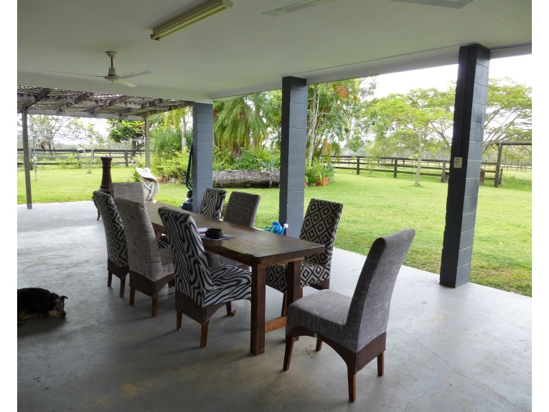 1272 Fingerboard Road, Mount Tom QLD 4677