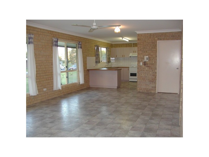 18 Grahame Colyer, Agnes Water QLD 4677