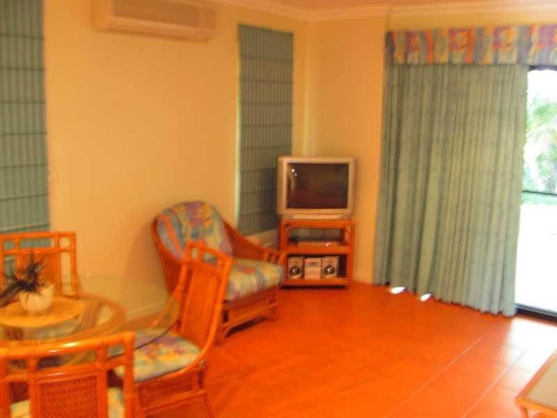 Unit 20/1 Beaches Village Circuit, Agnes Water QLD 4677