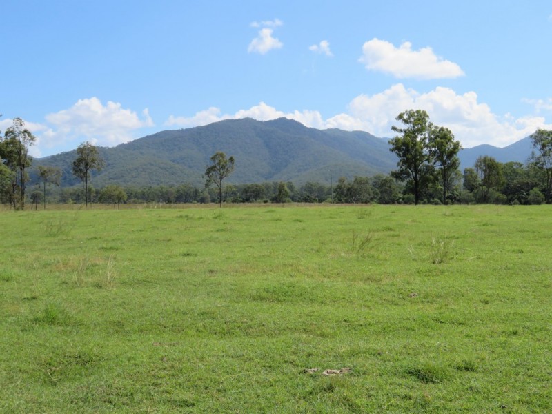 820 Blackman Gap Road, Colosseum QLD 4677