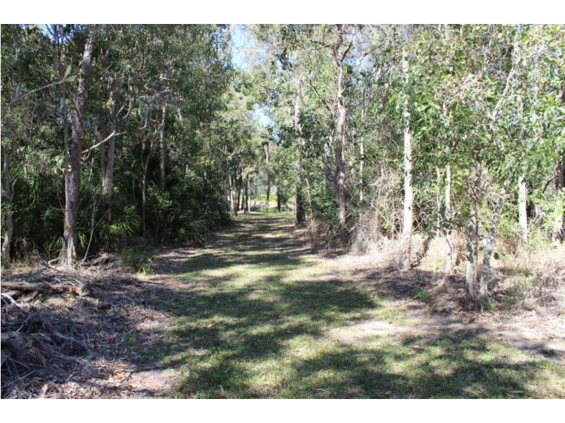 102 Countess Russell Crescent, Agnes Water QLD 4677