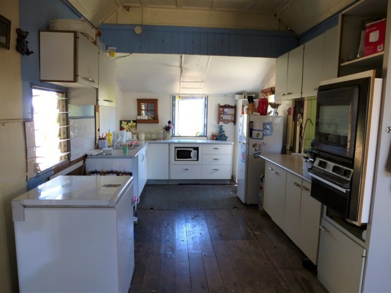 10 Mc Pherson, Rosedale QLD 4674