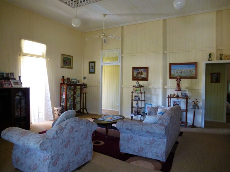 457 Deepwater Road, Deepwater QLD 4674