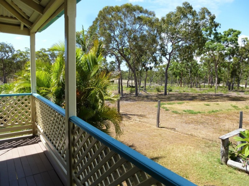 457 Deepwater Road, Deepwater QLD 4674