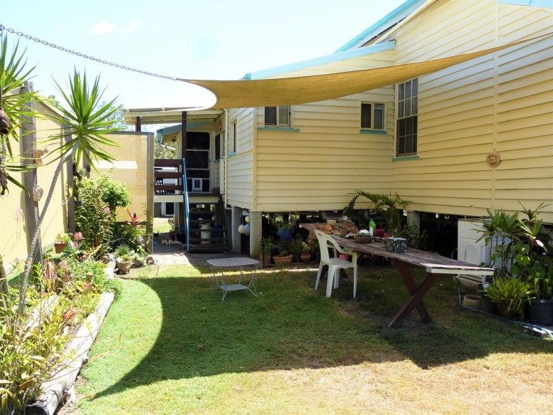 457 Deepwater Road, Deepwater QLD 4674