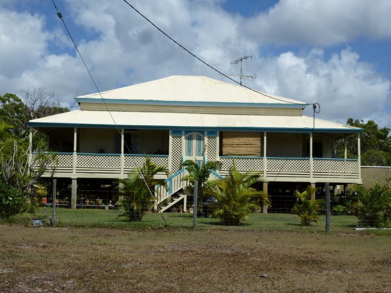 457 Deepwater Road, Deepwater QLD 4674