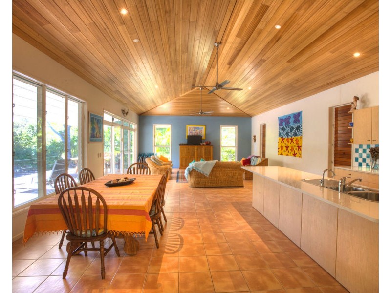 13 Lady Musgrave Court, Agnes Water QLD 4677