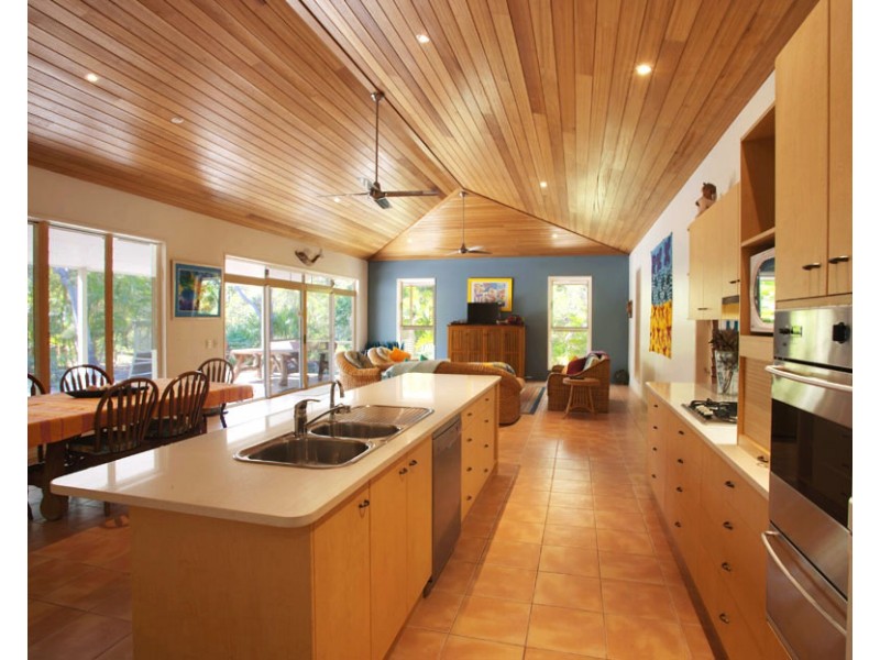 13 Lady Musgrave Court, Agnes Water QLD 4677