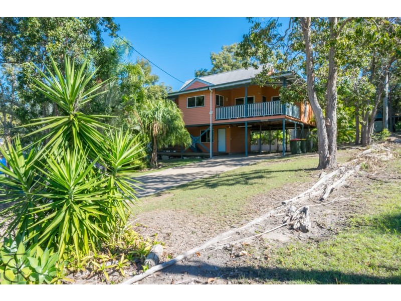 8 Banksia Drive, Agnes Water QLD 4677