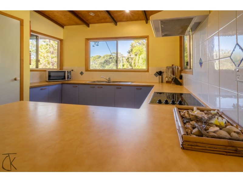 8 Banksia Drive, Agnes Water QLD 4677