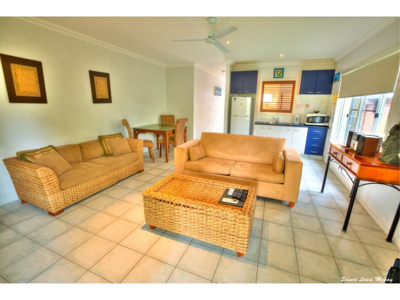 4/2 Beaches Village Circuit, Agnes Water QLD 4677