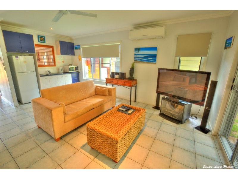 4/2 Beaches Village Circuit, Agnes Water QLD 4677