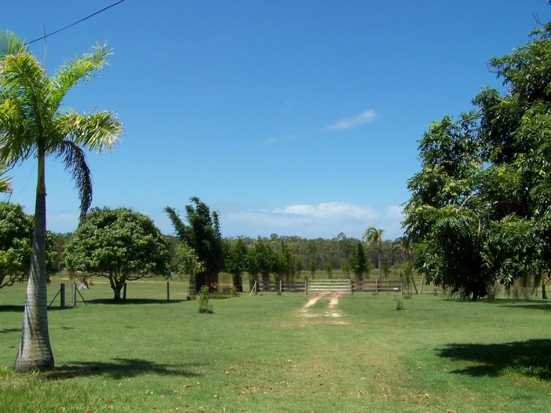 419 Matchbox Road, Deepwater QLD 4674