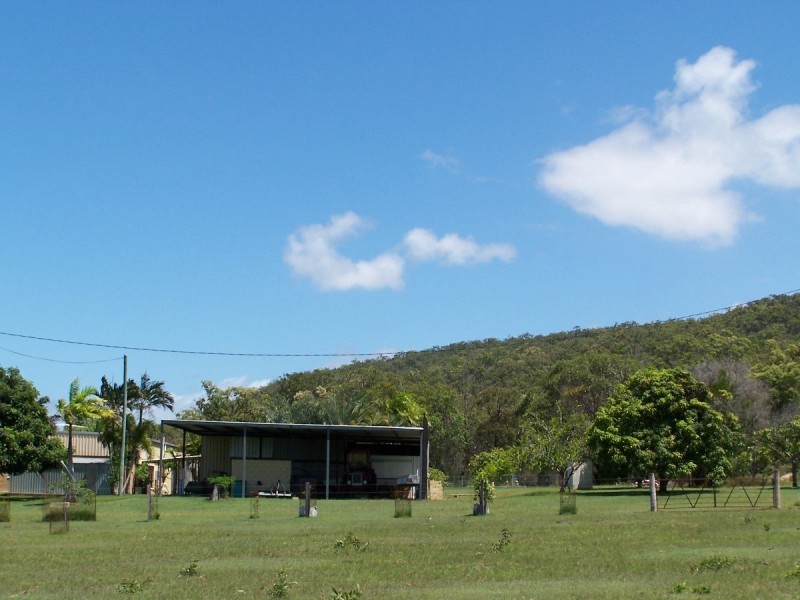 419 Matchbox Road, Deepwater QLD 4674