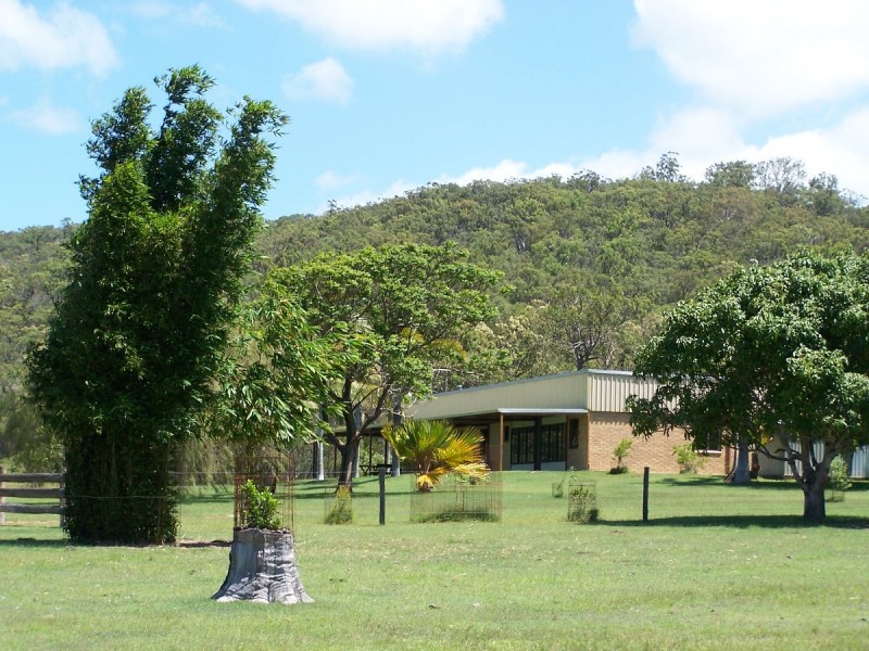419 Matchbox Road, Deepwater QLD 4674