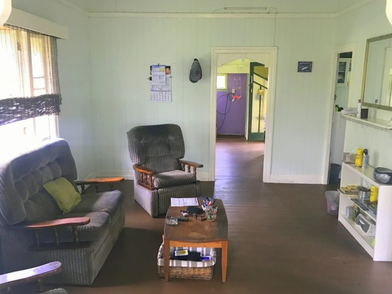 179 Murphy Road, Captain Creek QLD 4677