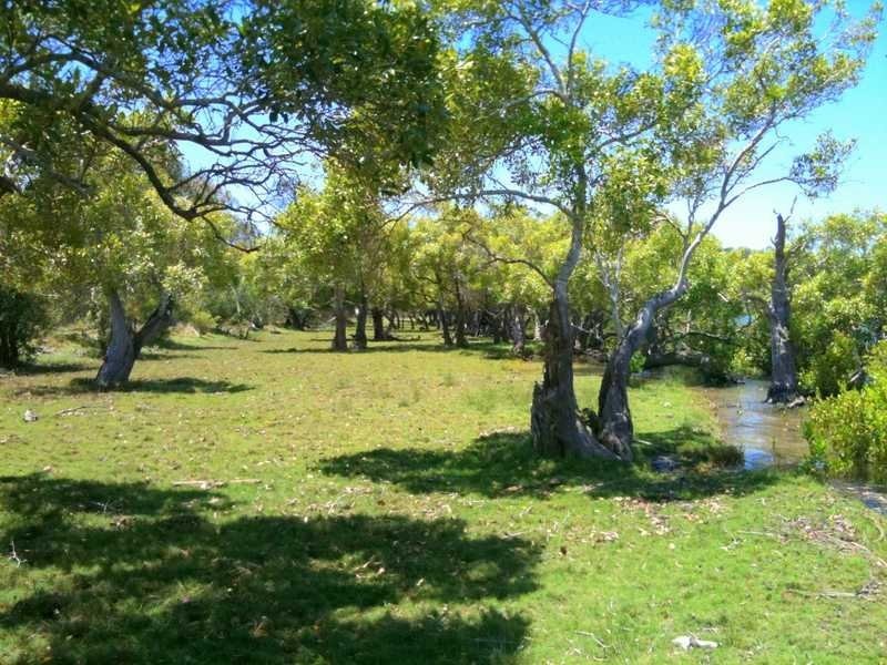 32 Coast Road, Baffle Creek QLD 4674