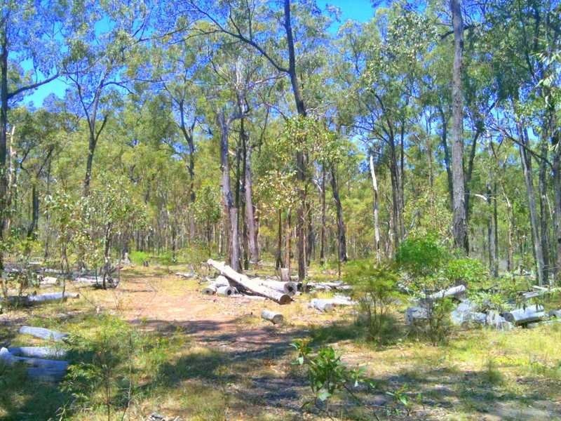 32 Coast Road, Baffle Creek QLD 4674