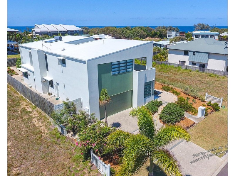 13 ATLANTIS BVD, Agnes Water QLD 4677