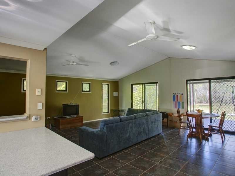 2539 Round Hill Rd, Agnes Water QLD 4677