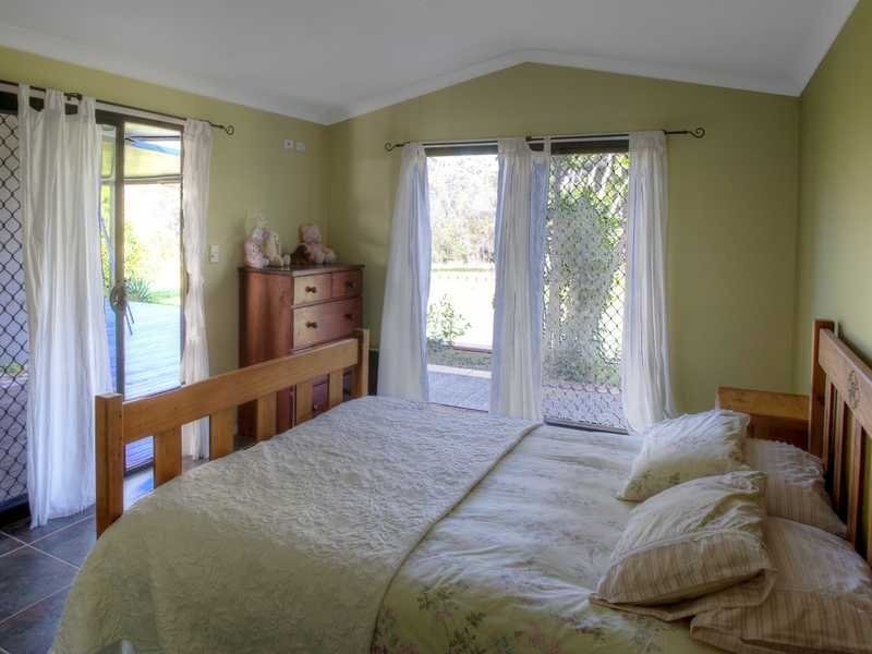 2539 Round Hill Rd, Agnes Water QLD 4677