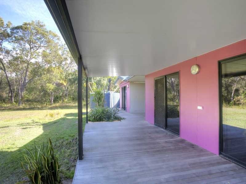 2539 Round Hill Rd, Agnes Water QLD 4677