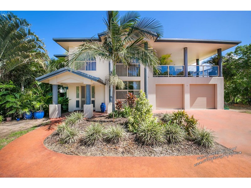 21 Beach Houses Road, Agnes Water QLD 4677