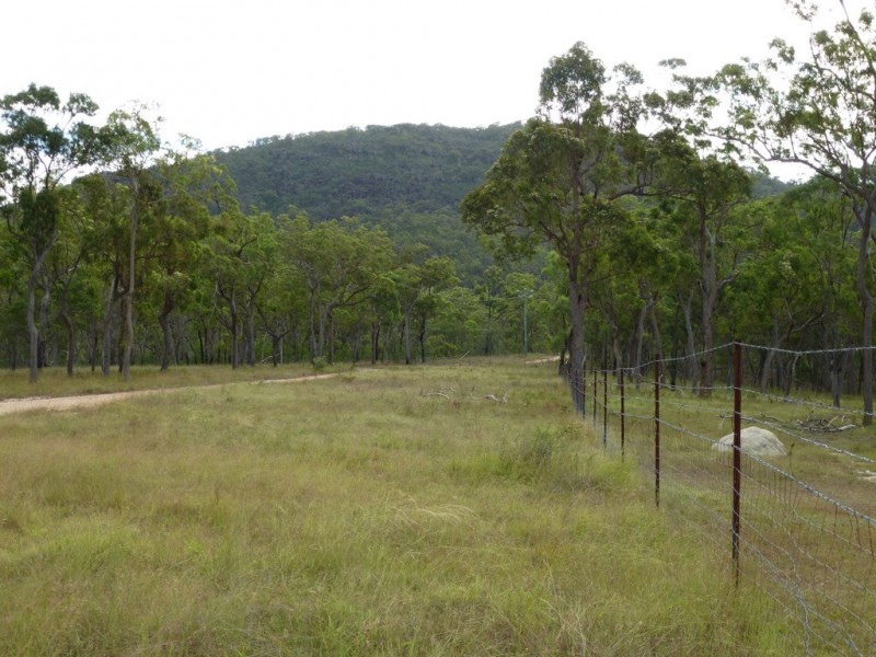 1833 Tableland Road, Mount Maria QLD 4674