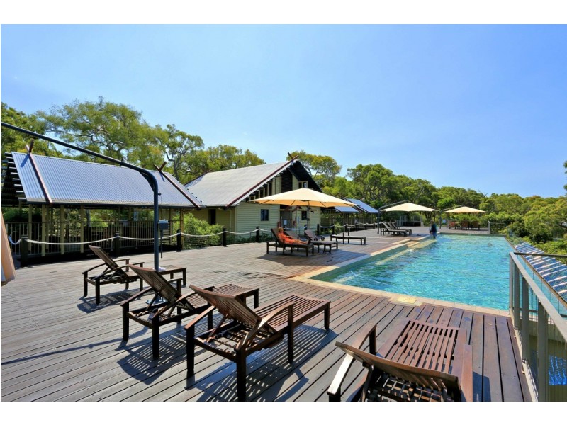 122 Hawkes Bill Drive Sunrise, Agnes Water QLD 4677